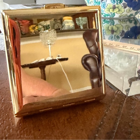 Beautiful mirror - Picture 3 of 6